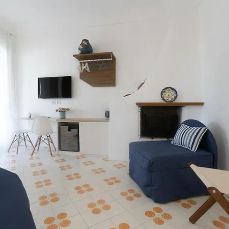 Апартаменти Estate4home - Niko's Позітано