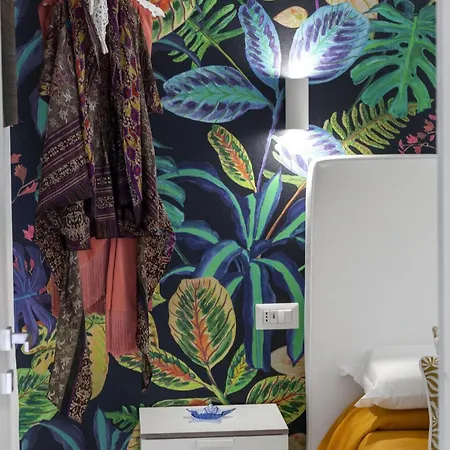 Estate4home - Niko's Apartment